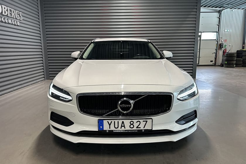 Bild 2 av Volvo V90 D4 190hk Business Advanced Backkamera Värmare Navi Drag