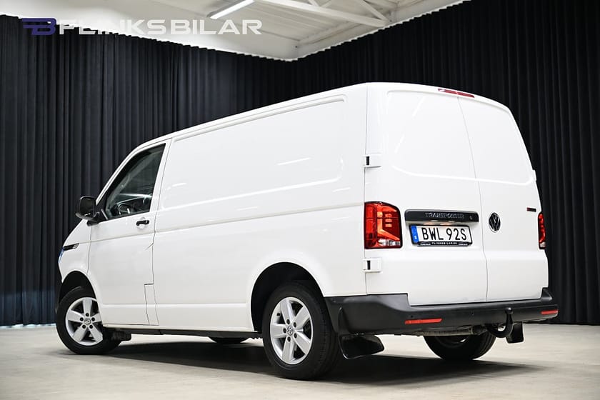 Bild 4 av Volkswagen Transporter 4Motion DSG 150HK L2 Drag|Värmare|LED|UppvärmtSkåp|Moms