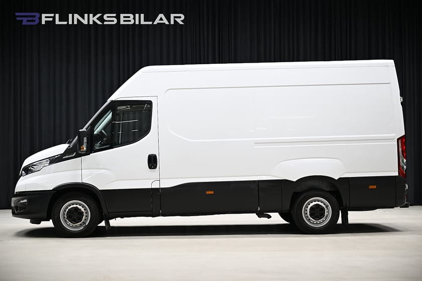 Bild 2 av Iveco Daily 35-140 Van 2.3 JTD Hi-Matic 136HK Automat|Webasto|3.5ton-dragvikt