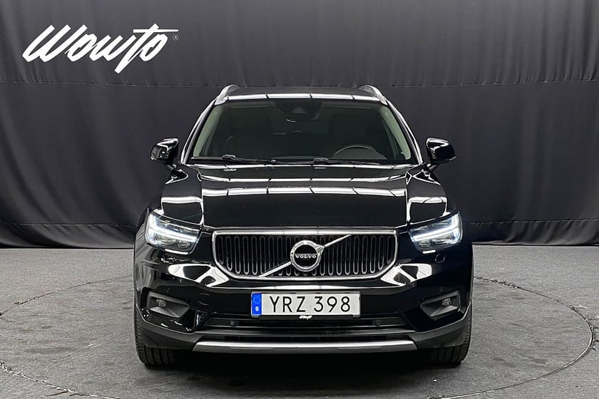 Bild 2 av Volvo XC40 T4 AWD 190HK Momentum /Värmare /Moms