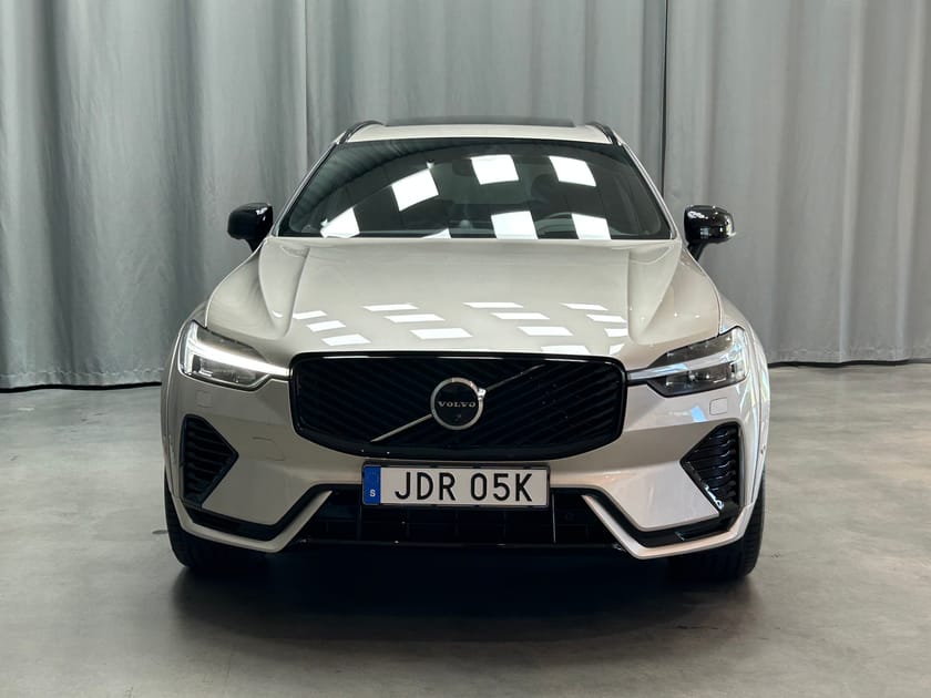 Bild 3 av Volvo XC60 T6 Plus Dark Nordic Edition