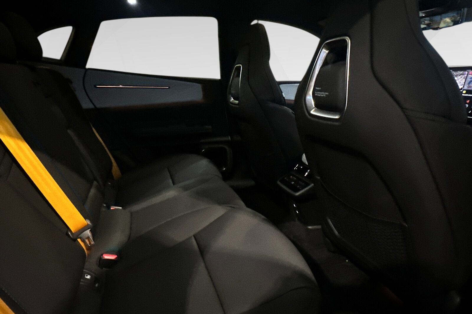 Polestar 4 Long Range Dual motor bilde 16