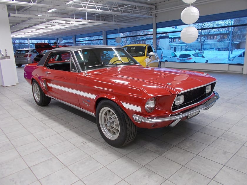Bild 4 av Ford Mustang Hardtop GT California Special 302 V8 C4 Marti Report