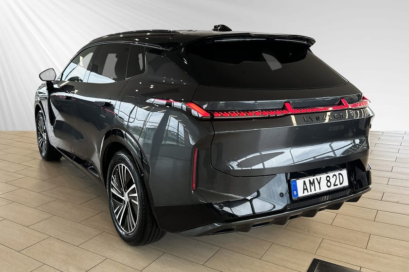 Bild 3 av Lynk & Co 08 PHEV