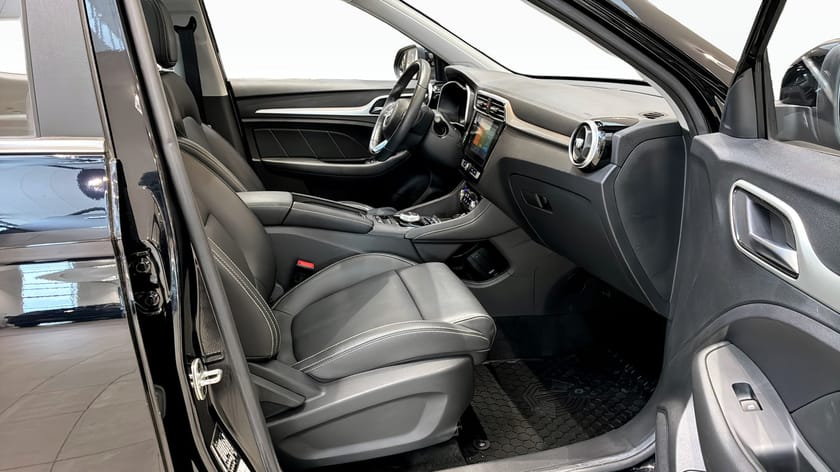Bild 3 av MG ZS EV Luxury | Pano | Kamera | 45kWh | 143hk