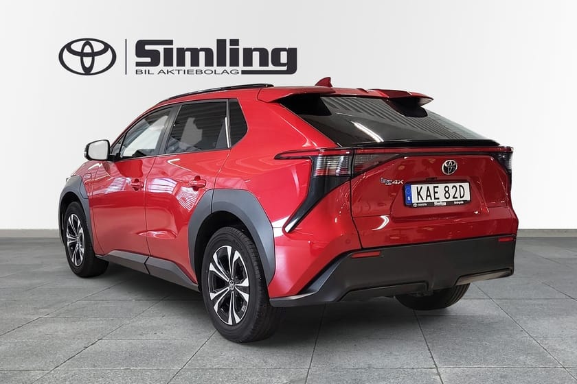 Bild 3 av Toyota bZ4X 2WD Style Premiumpaket / Dragkrok