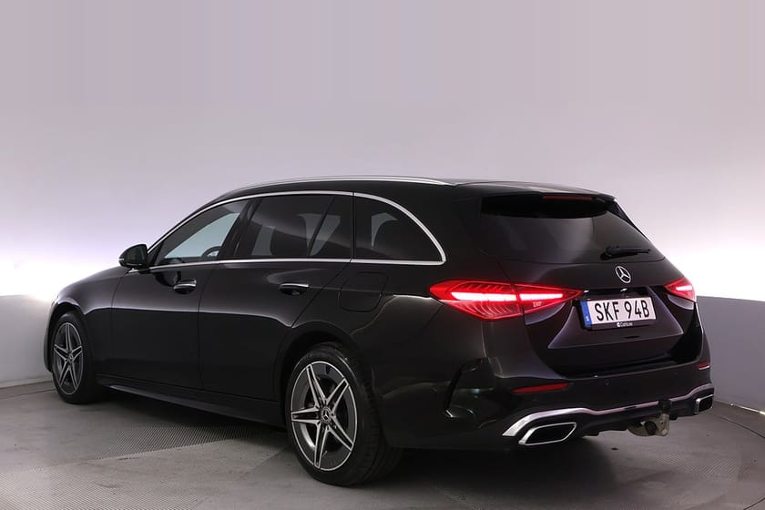 Bild 4 av Mercedes-Benz C 300 T e AMG Pano Drag Burmester 360 HUD
