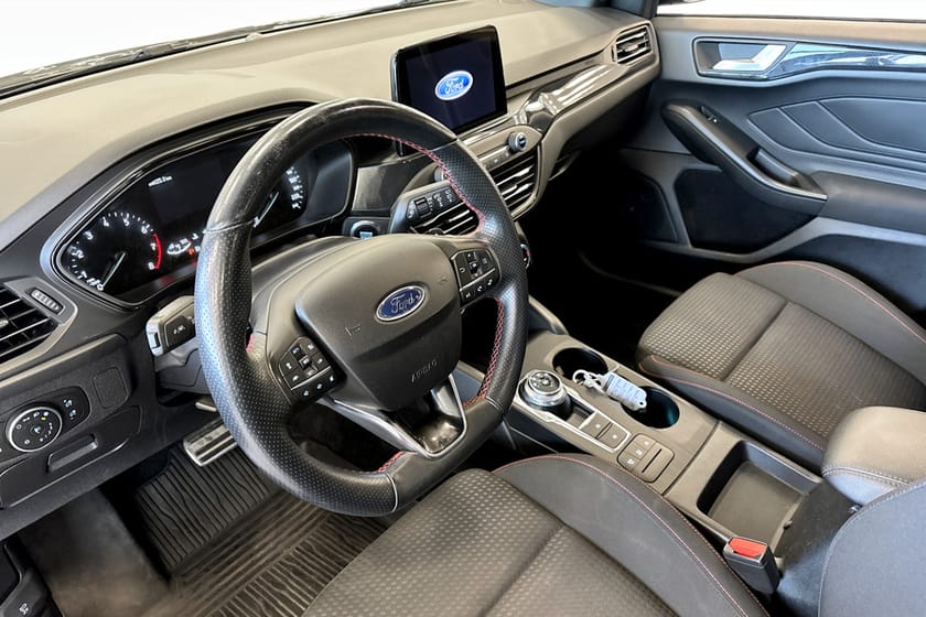 Bild 5 av Ford Focus Kombi 1.0T 125hk Ecoboost Hgv A ST-Line
