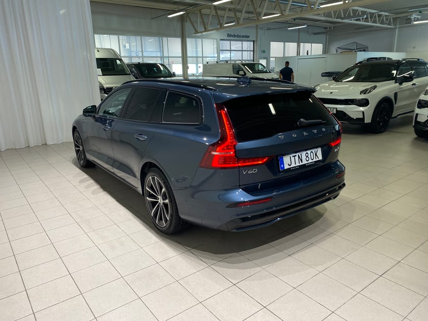 Bild 3 av Volvo V60 T6 Plus Dark Nordic Edition