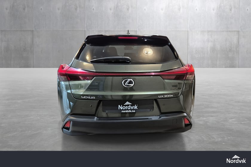 Bilde 4 av Lexus UX 300e Luxury-Panoramatak-Skinnseter-450km