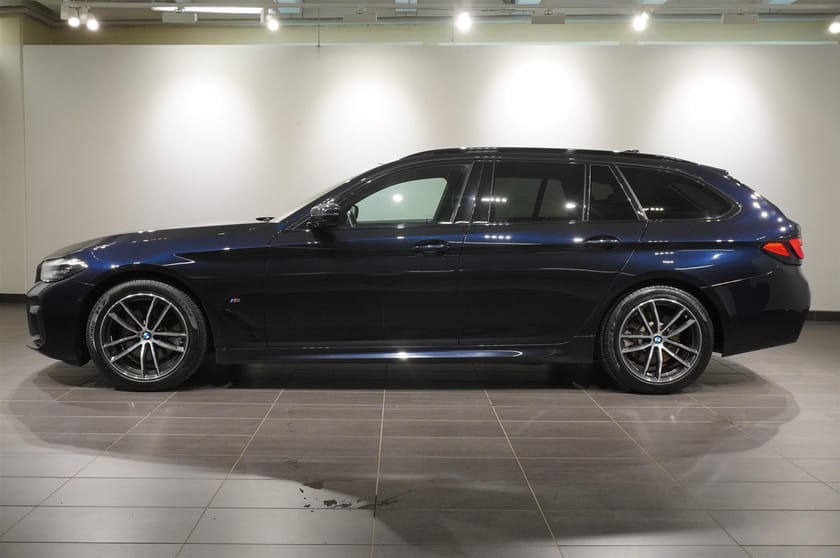 Bild 3 av BMW 520d xDrive Touring 3,95% M-Sport Värmare Drag HiFi