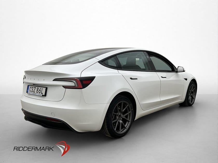 Bild 5 av Tesla Model 3 Standard Range Autopilot Skärm bak MOMS