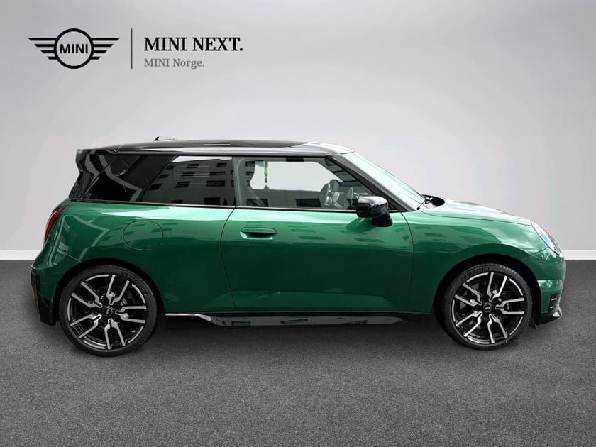 Bilde 4 av MINI Cooper SE JCW Trim, Package XL