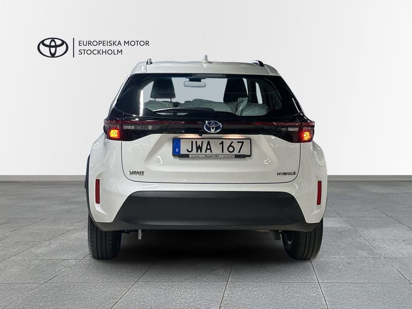 Bild 4 av Toyota Yaris Cross Hybrid 1,5 ACTIVE VINTERHJUL BACKKAMERA