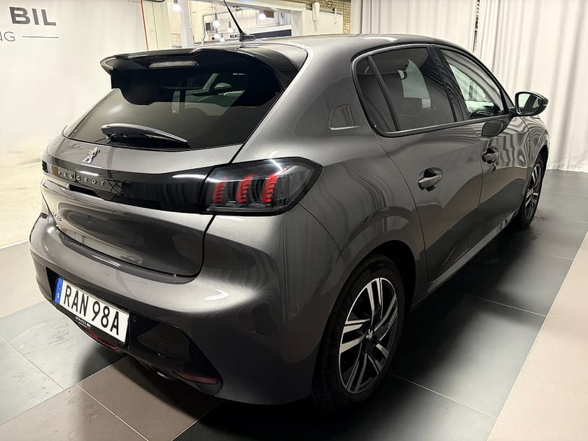 Bild 4 av Peugeot 208 ALLURE Pack PureTech 100 AUT8 Inkl. Vinterhjul