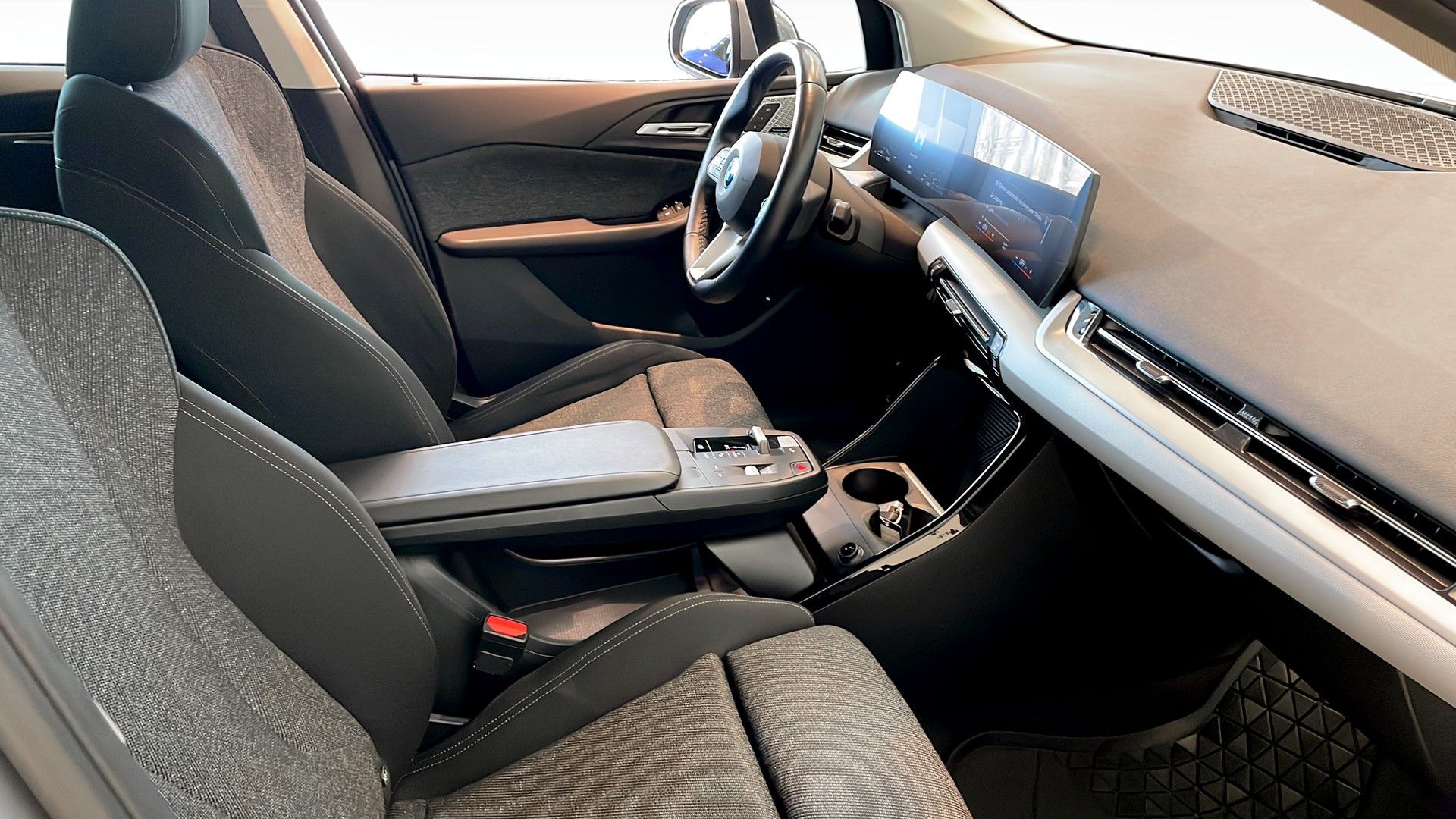 BMW 230e xDrive Active Tourer Steptronic, 326hk, 2023