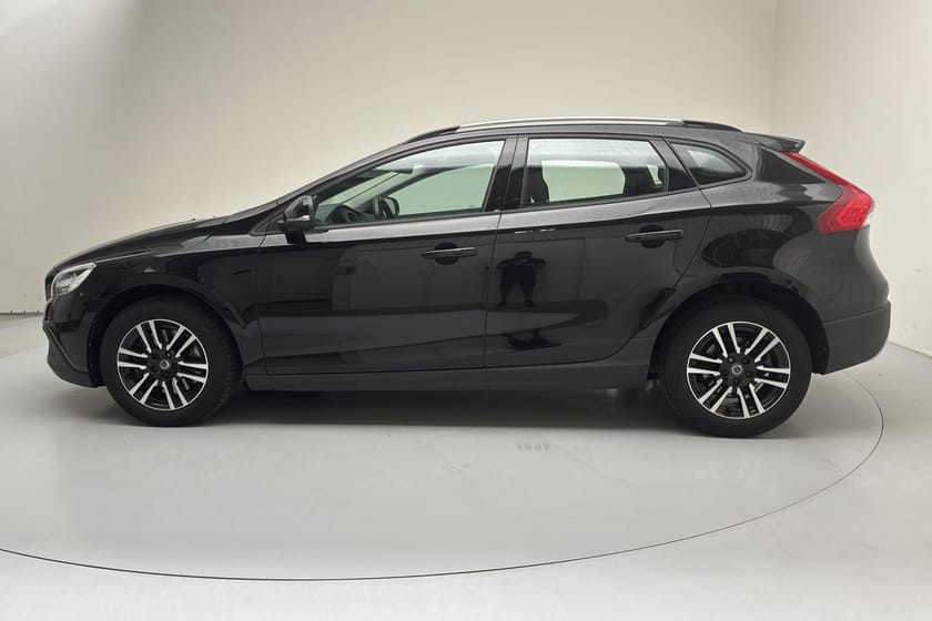 Bild 2 av Volvo V40 Cross Country D2 120hk Värmare P-sensorer