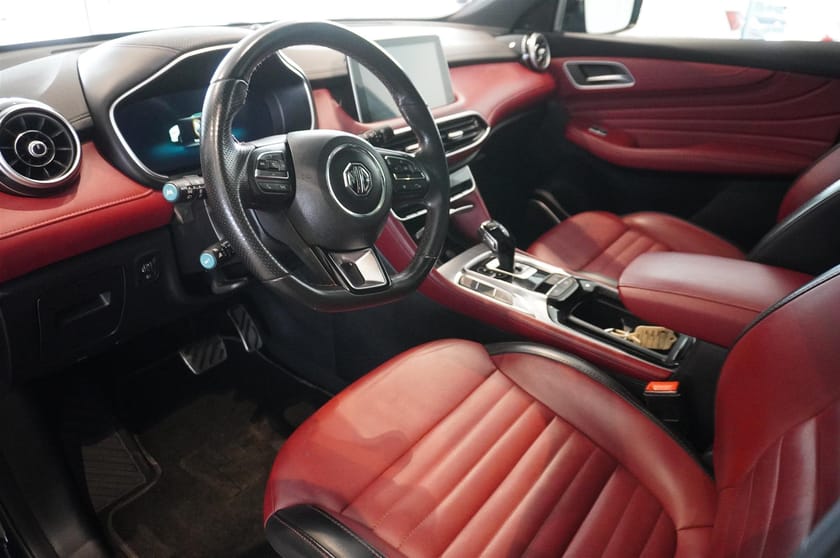 Bild 2 av MG EHS PHEV 1.5T Luxury 258hk