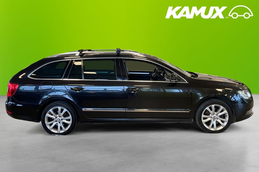 Bild 2 av Škoda Superb Kombi 2.0 TDI 4x4 Elegance Tre-kronor Värmare Drag