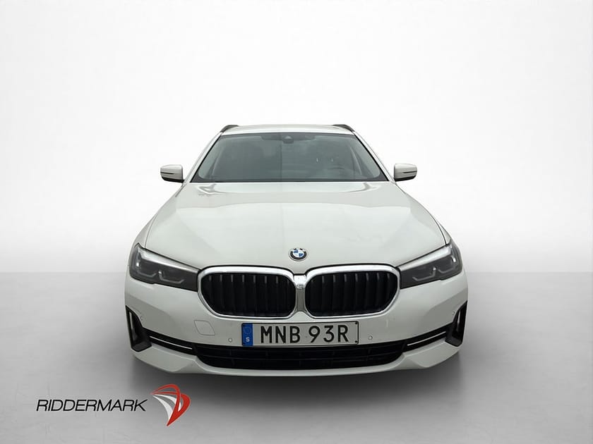 Bild 2 av BMW 520d xDrive Touring 520 HiFi Cockpit Kamera Skinn Navi Drag
