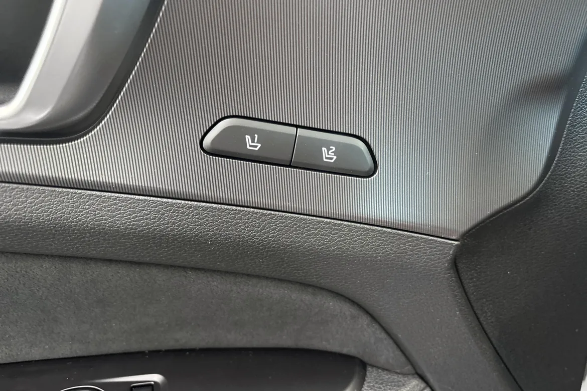 picture of a car