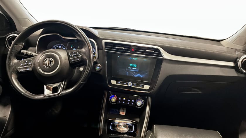 Bild 4 av MG ZS EV LHD 45KWH LUXURY MY21, Pano Kamera Carplay