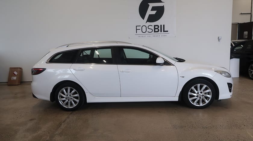 Bild 3 av Mazda 6 Wagon *RÄNTEKAMPANJ 3.45%*  2.0 MZR-DISI Nyservad Drag-SoV