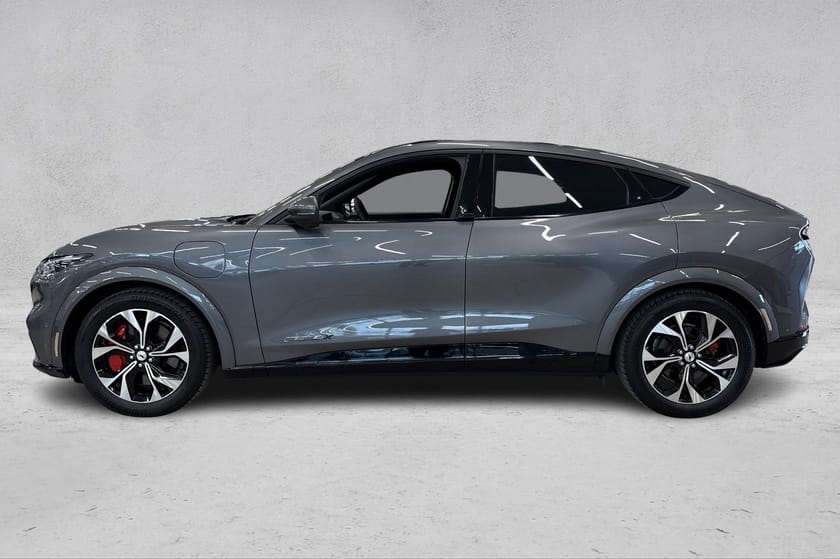 Bilde 2 av Ford Mustang Mach-E Long Range AWD LR 540KM First Edition |Pano|Oppv.Ratt|Hengerfeste