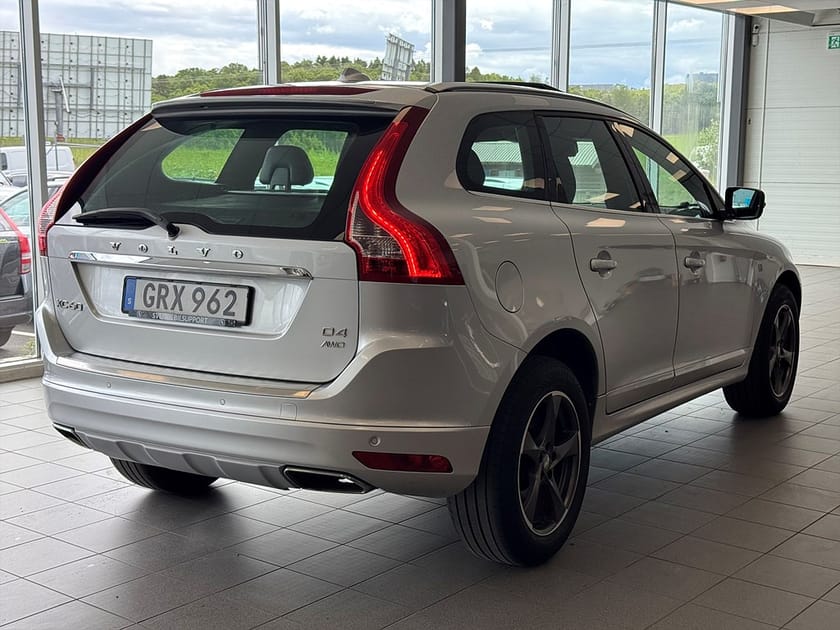 Bild 2 av Volvo XC60 D4 AWD Automat Ocean Race Pano Värm