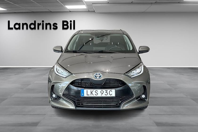 Bild 2 av Toyota Yaris Hybrid Active Plus *Vinterhjul*Dragkrok*