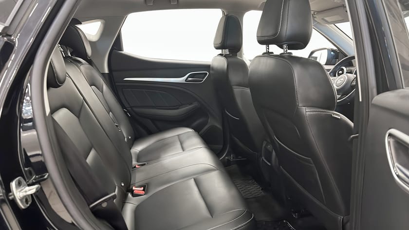 Bild 5 av MG ZS EV LHD | 45KWH | LUXURY | MY20 | PANO