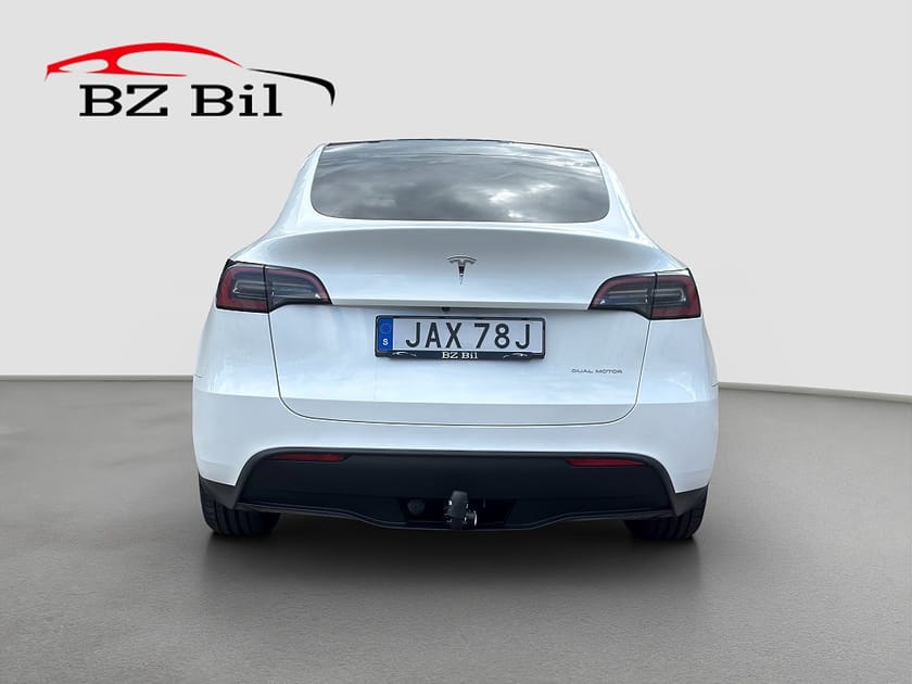 Bild 5 av Tesla Model Y Long Range AWD Autopilot Pano Drag Moms