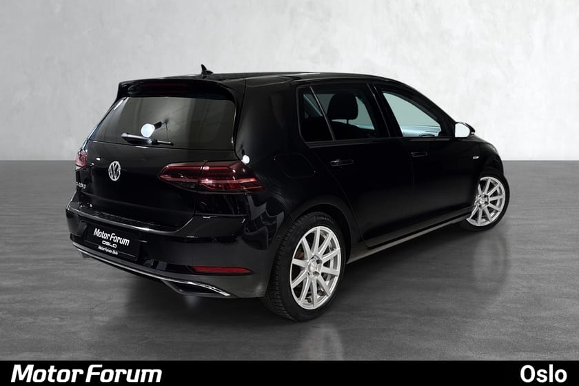 Bilde 5 av Volkswagen e-Golf Praktisk og godt utstyrt - Ryggekamera- carplay