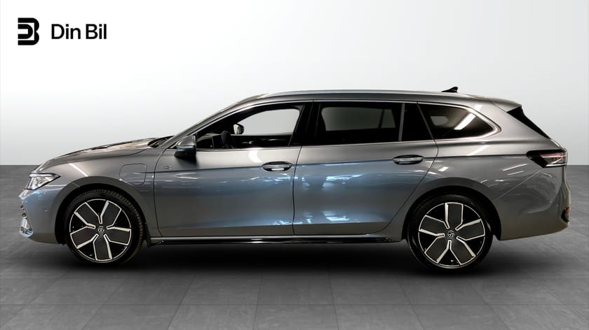 Bild 2 av Volkswagen Passat Variant eHybrid 1.5 TSI DSG7 OPF R-Line