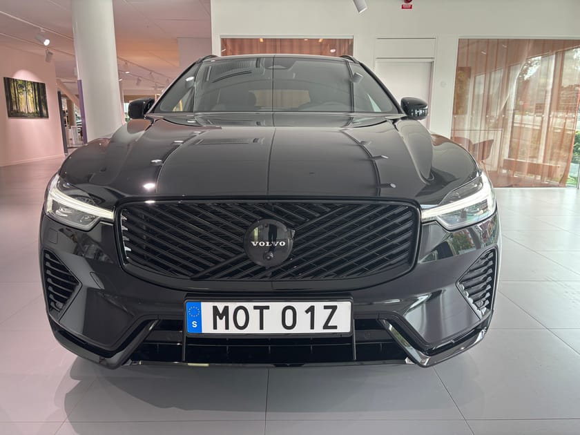 Bild 2 av Volvo XC60 T6 Plus Black Nordic Edition