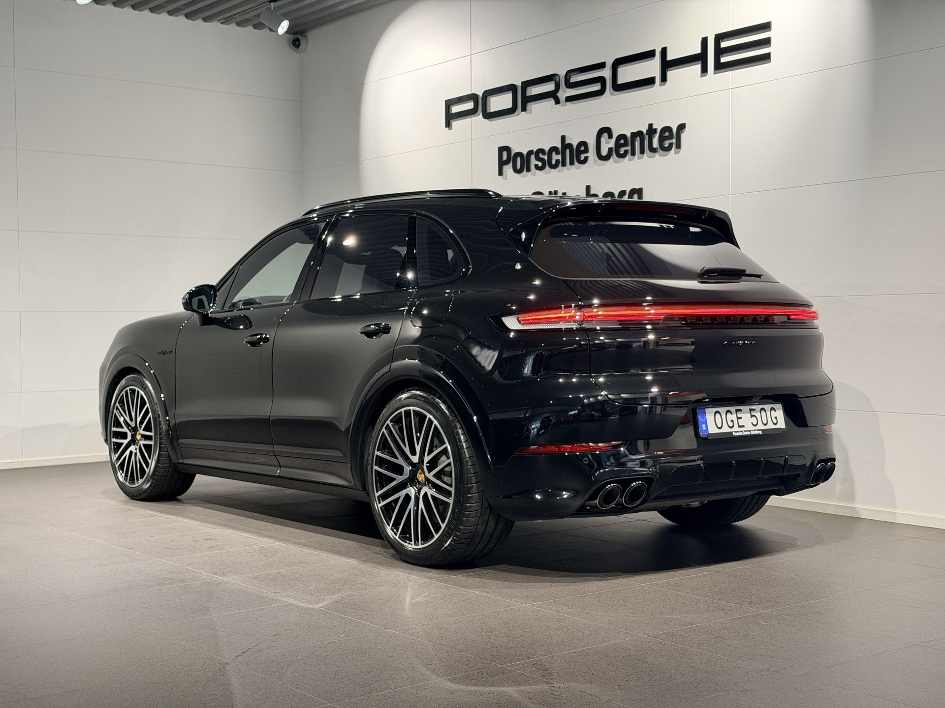 Porsche Cayenne E-Hybrid TipTronic S 2024, bild 5/10