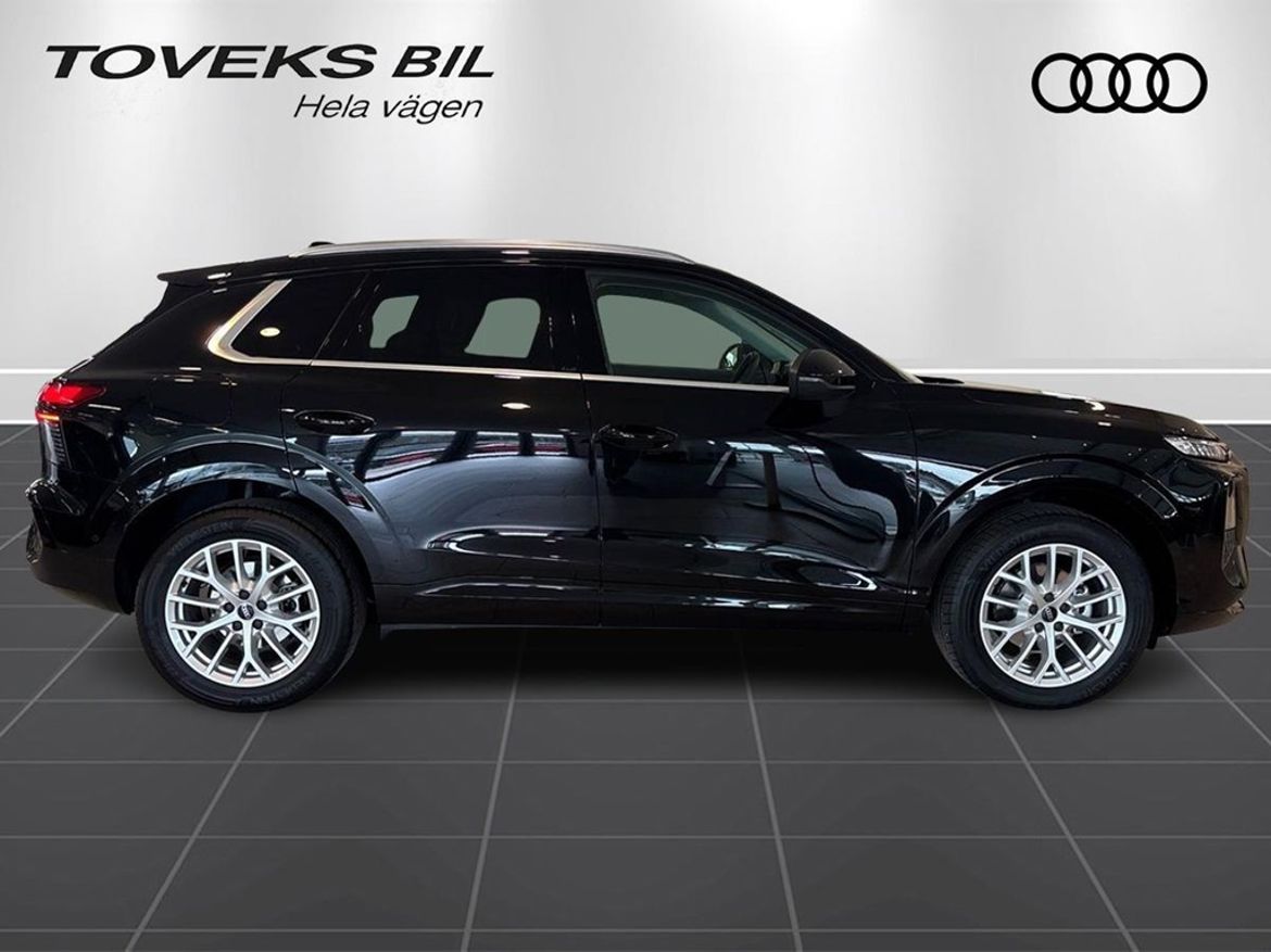 Audi Audi Q3 — bild 4