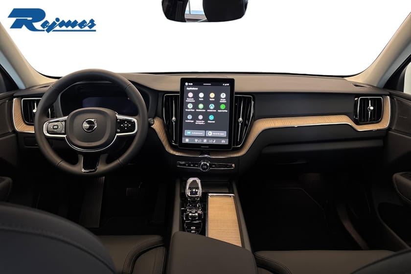 Bild 2 av Volvo XC60 T6 Plus Dark Nordic Edition