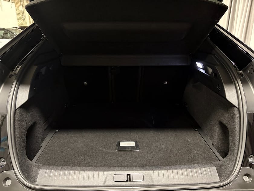 Bild 5 av Peugeot 3008 Hybrid 145 GT AUT Inkl. Dragkrok Vinterhjul