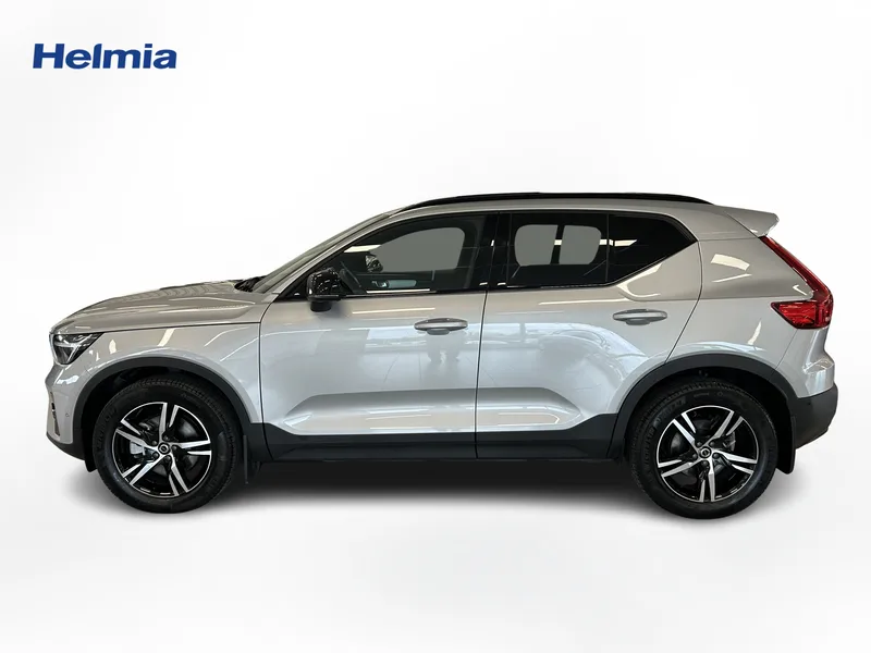 Bild 3 av 18 – Volvo XC40 B3 FWD Bensin Plus Dark
