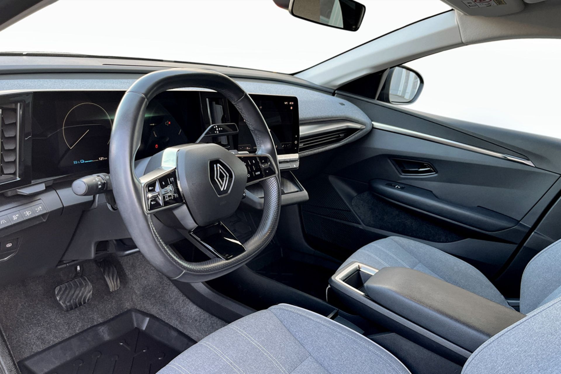 Renault Megane E-TECH 40 kWh 2023, kuva 5/9