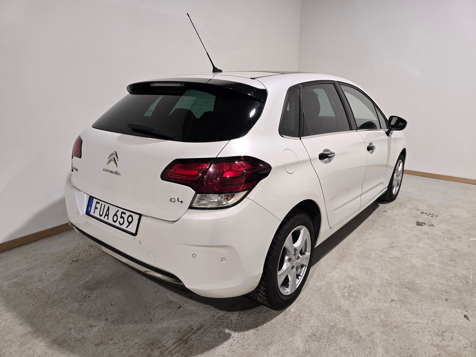 Citroen C4 1.6 BlueHDi 2015, kuva 5/10