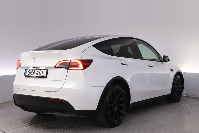 Bild 5 av Tesla Model Y Long Range AWD Autopilot 20" Panorama