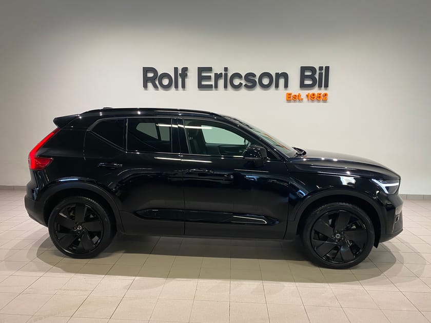 Bild 4 av Volvo EX40 Twin Motor Performance M Ultra Black Edt