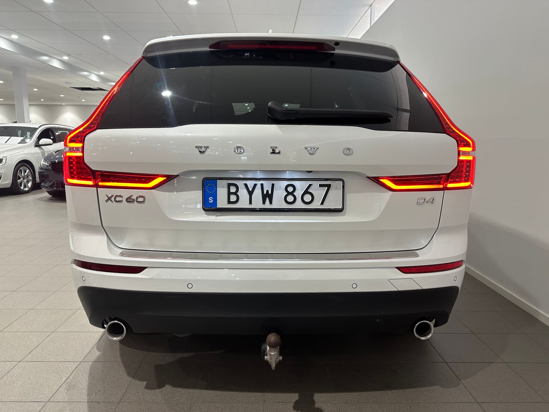 Volvo XC60 D4 Momentum Advanced SE 2019, bild 6/10
