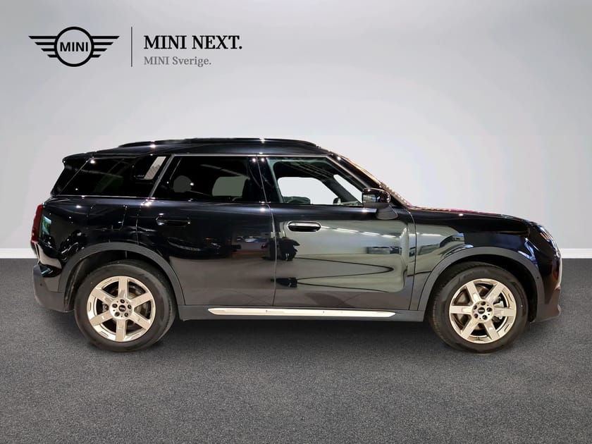 Bild 4 av MINI Countryman S ALL4 Favoured Trim, Paket L