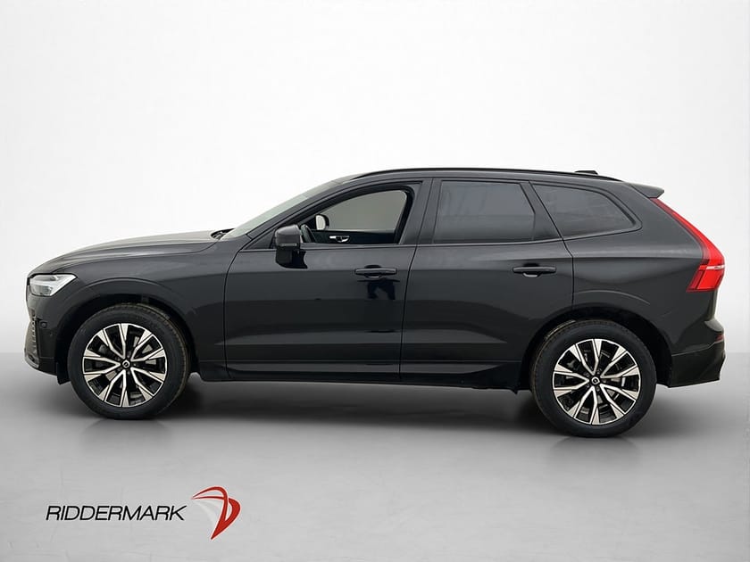 Bild 2 av Volvo XC60 B5 AWD Plus Dark 360° H/K Drag Värmare CarPlay