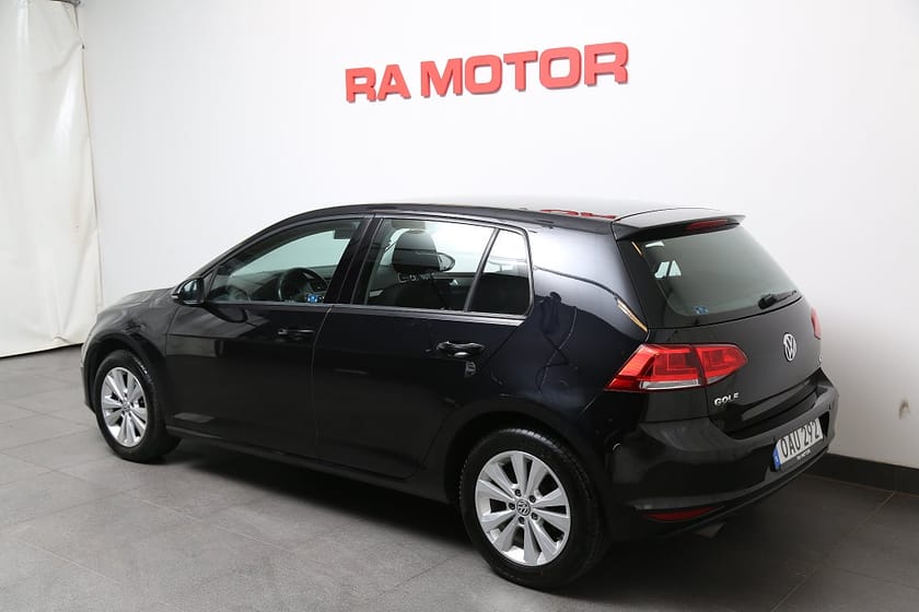 Bild 4 av Volkswagen Golf 1,2 TSI 110hk 5-dörrar CarPlay P-sensor