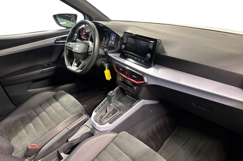Bild 5 av SEAT Arona 1.0 TSI P-sensorer, Carplay