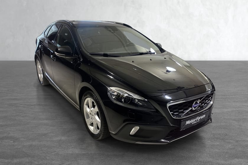 Bilde 3 av Volvo V40 Cross Country D 2 Summum reg reim og vannpumpe er skiftet servicer